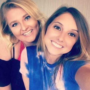 Meet your Posher, Courtney